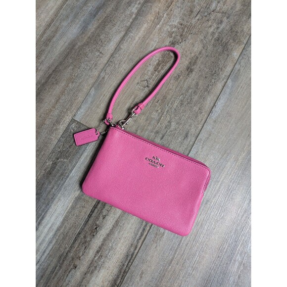Coach Corner Zip Wristlet in Magenta Crossgrian Leather, 58032 - Picture 1 of 6